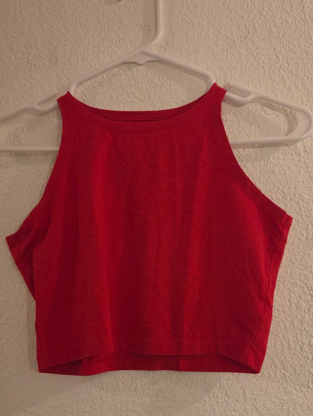Glamorous Red High-Neck Cropped Tank